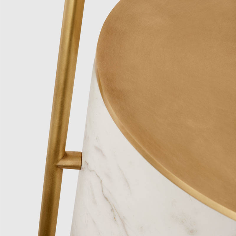 Lattiavalaisin Alma tarjoilupöydällä, messinki & marmori