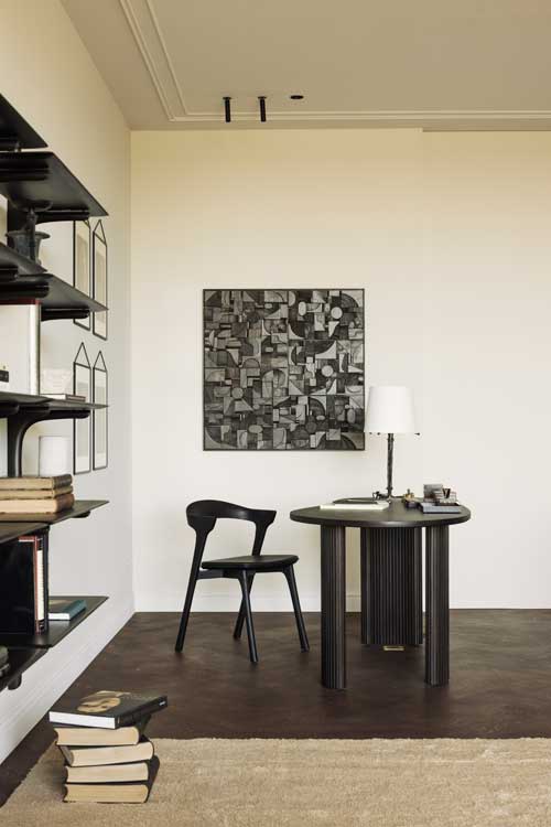 Työpöytä Boomerang 160 x 83 cm, mahonki