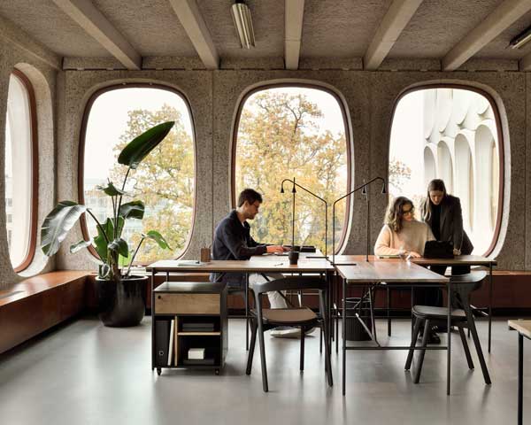 Työpöytä Oscar 140 x 70 cm, tiikki