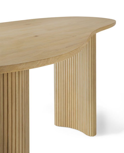 Työpöytä Boomerang 160 x 83 cm, tammi