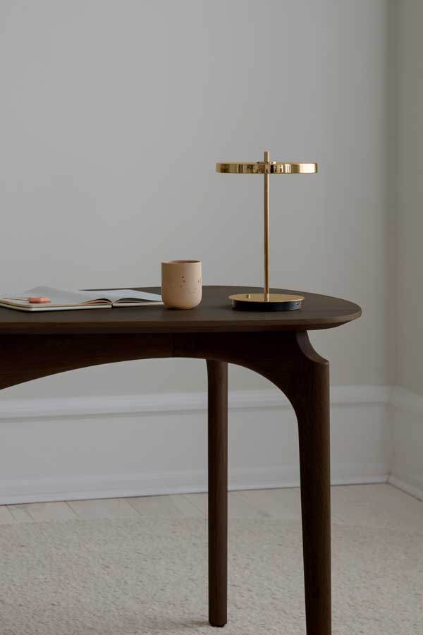 Työpöytä Duende 130 x 67 cm, Dark Oak