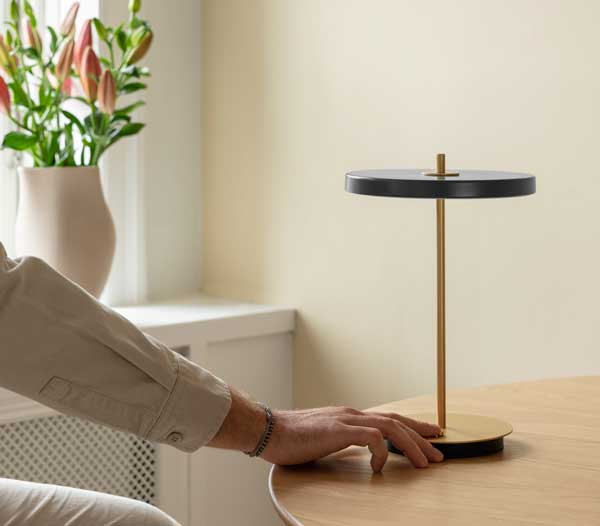 Ladattava pöytävalaisin Asteria Move, Antracite