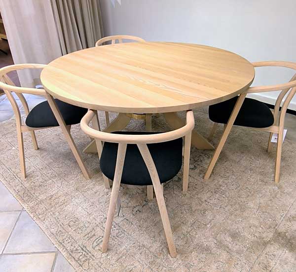 Pyöreä ruokapöytä Sydney 140 cm, saarni C16