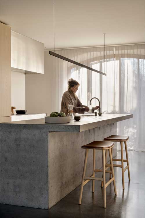 Saareketuoli Osso, tammi, nahka Cognac