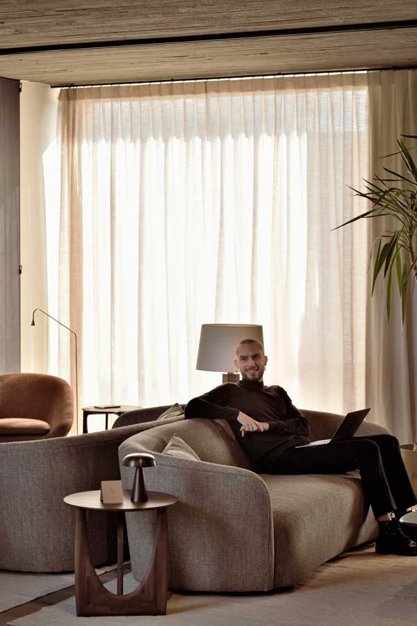 Sivupöytä Teak Geometric 51 cm